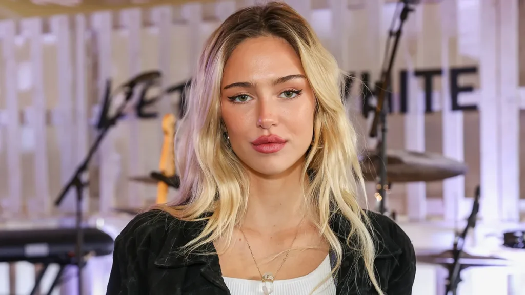 Delilah Belle Hamlin